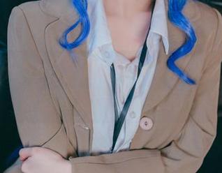 我竟然在Sally Dorasnow的无圣光网袜套图里迷失了方向…